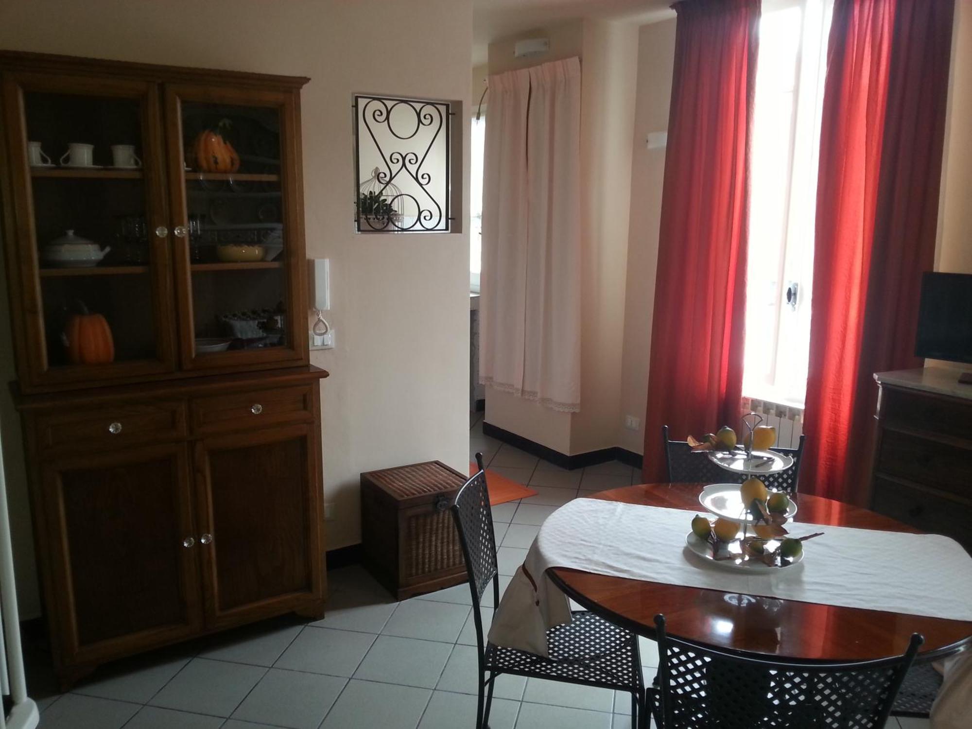 Case Vacanze Borgo Marina Imperia Rum bild