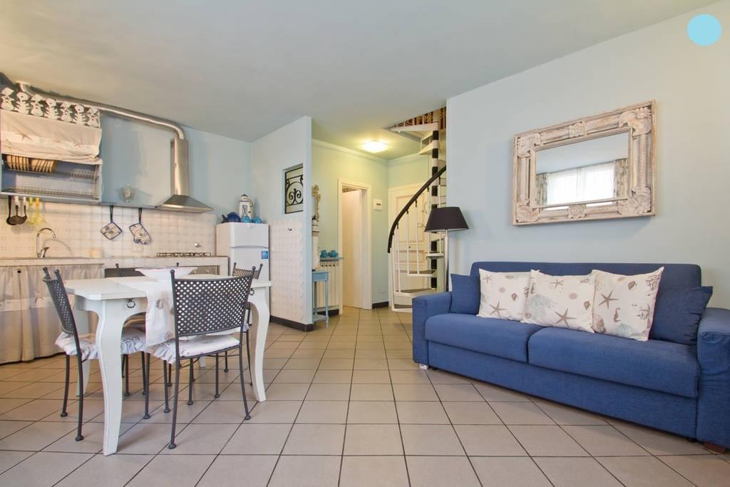 Case Vacanze Borgo Marina Imperia Rum bild