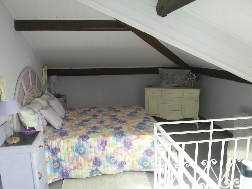 Case Vacanze Borgo Marina Imperia Rum bild